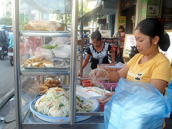 Bán đồ ăn sáng