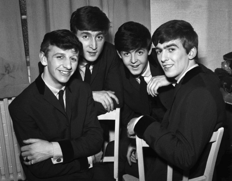 Ban nhạc The Beatles có 4 thành viên