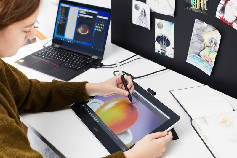 Bảng vẽ màn hình Wacom One (DTC133)