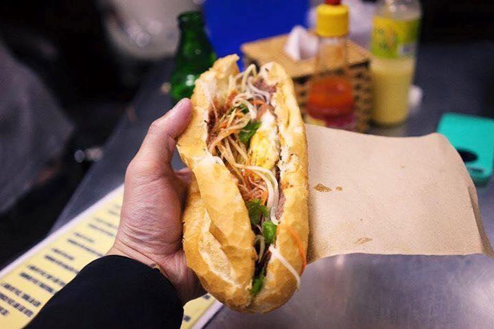 Bánh Bao & Bánh Mì Bít  <a href='https://u2772786.ct.sendgrid.net/wf/click?upn=n1xf20KPskRfBiDeptpNMp1SWxIeQQ3sPMiFA1eN2OqK6pLLzwxZp7cC1QZ7gmRh_HO26t5qq11gRo7a-2BSvViJhnpXVjpepq9fFRbHWkVDwObAJ5rF0tvRxiLb6MMoKvgLnySyEO7g3mXp8ThxXjTyzssFUaq3sSR2NB4ivMud00N2wWIkq3hwvrP6loUi5fJknr-2F-2BxRZTIqClVrcB4qwDArTy0DPLUUIrvcS-2BNnVEs-2F-2BT18vqOv6-2BKpG2ab-2FCodjC7GSqUPQuCkCpPjX9CKBDOyf-2BZK4BHKWI5aAsX2M6Vvl8ieMRAP1mMjSSg-2FJsh8M-2B2NoVne9XaG4RmWnYX2u-2FSAg4BLiLLfzN-2BT5t8a4dWWqlhS8XVNSs1eMrP0lkroK'>Tết</a>  - Đinh Liệt