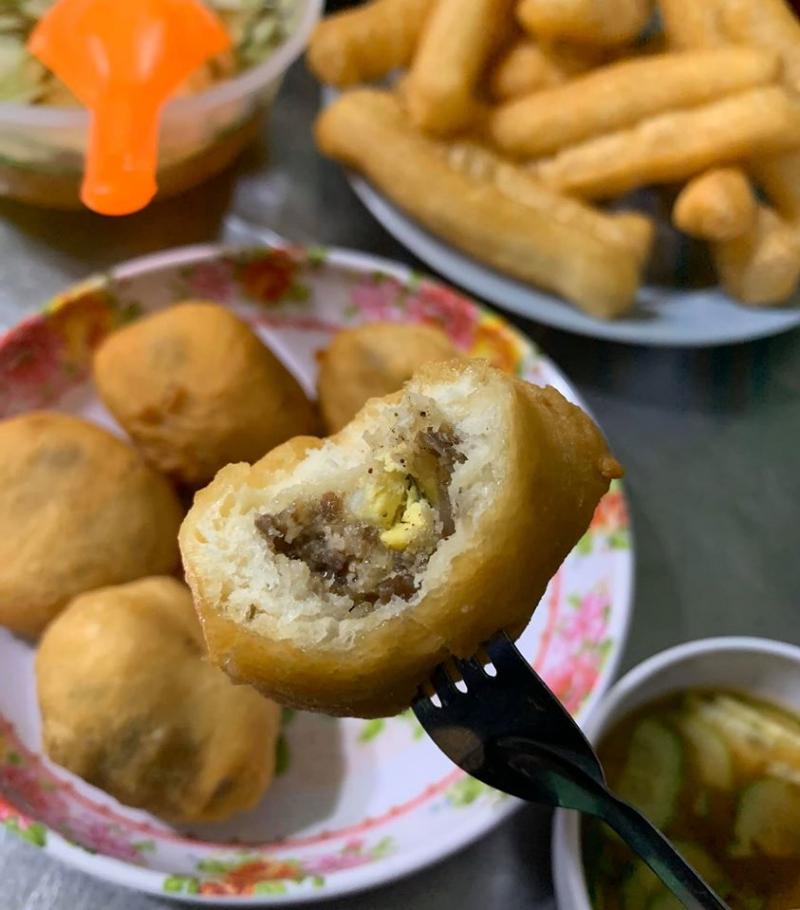 Bánh bao mặn, quẩy nóng Trần Phú