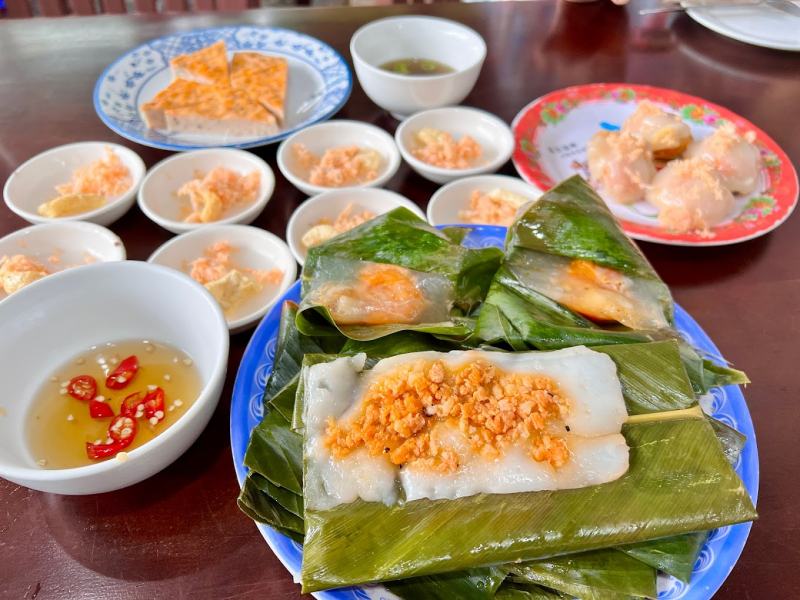 Bánh Bèo Nậm Lọc Bà Đỏ