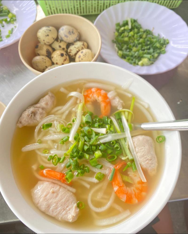 Bánh Canh Bà Đợi - Nguyễn Trãi