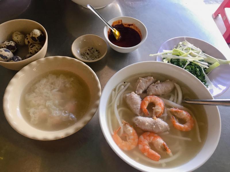 Bánh Canh Bà Đợi - Nguyễn Trãi