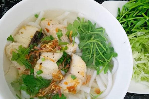 Bánh canh cá lóc