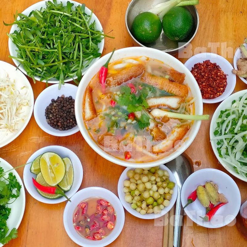 Bánh canh cá lóc Ba Thao