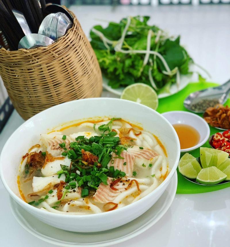 Bánh Canh Cá Lóc Cô Thanh