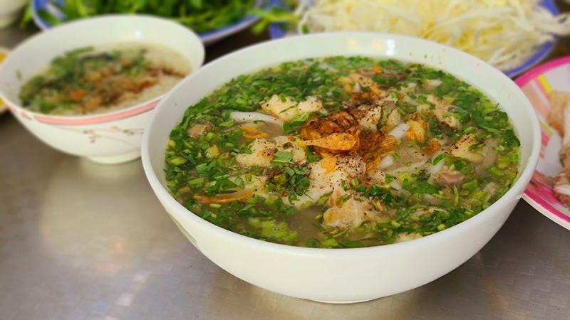 Bánh canh cá lóc - Trường Sa