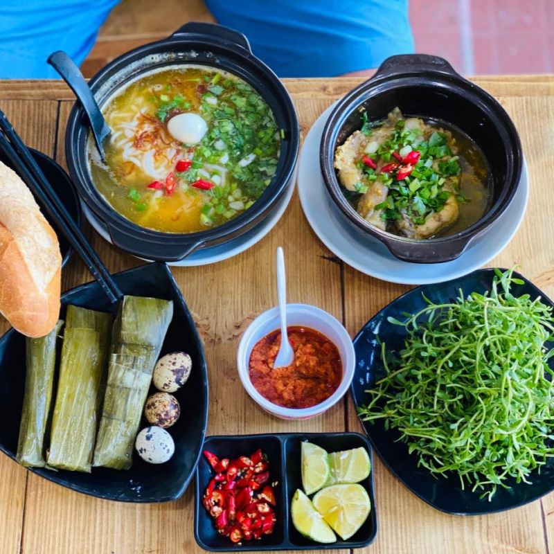 Bánh canh cá lóc nồi đất Thiên An