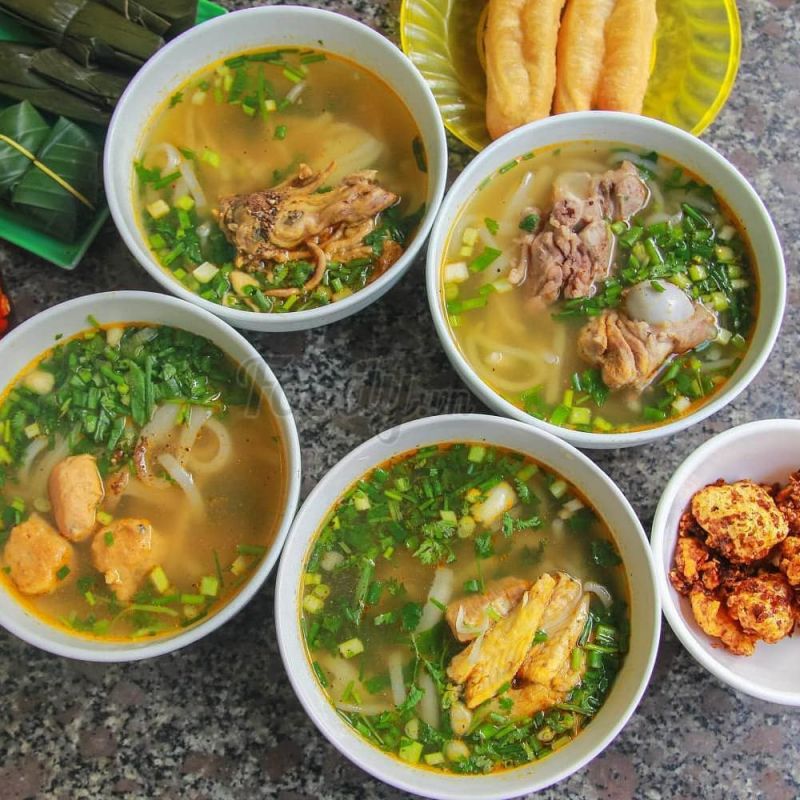 Bánh canh cá lóc O Hoa