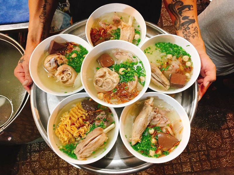 Quán bánh canh ngon ở quận 5, TP.HCM