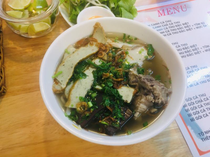 ﻿﻿Bánh canh chả cá