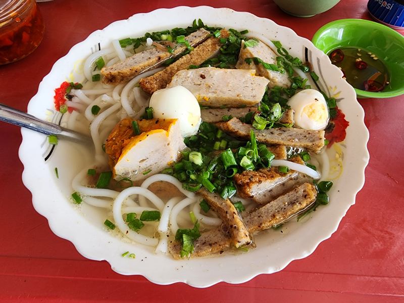 Bánh Canh Chả Cá Cô Xí