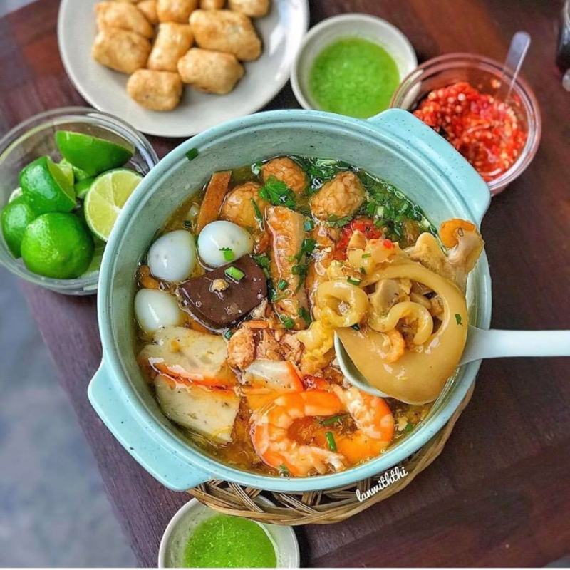 Quán bánh canh ngon ở quận 5, TP.HCM