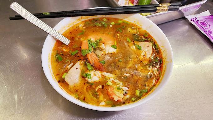 Bánh Canh Cua Bà Dạng