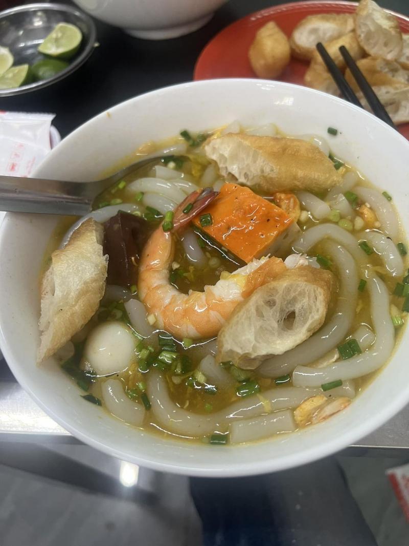 Bánh Canh Cua Gánh