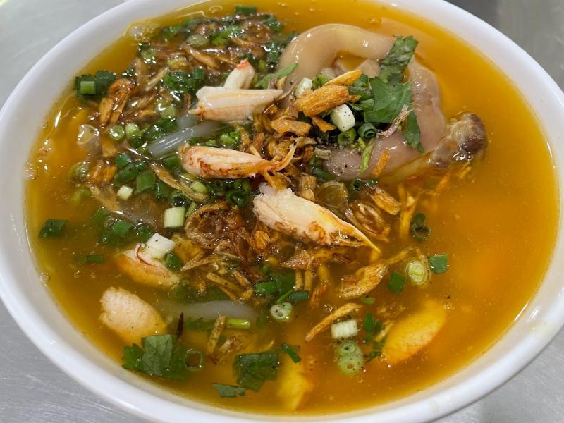 Bánh Canh Cua Ghẹ Sài Gòn - Lâm Sơn Ký