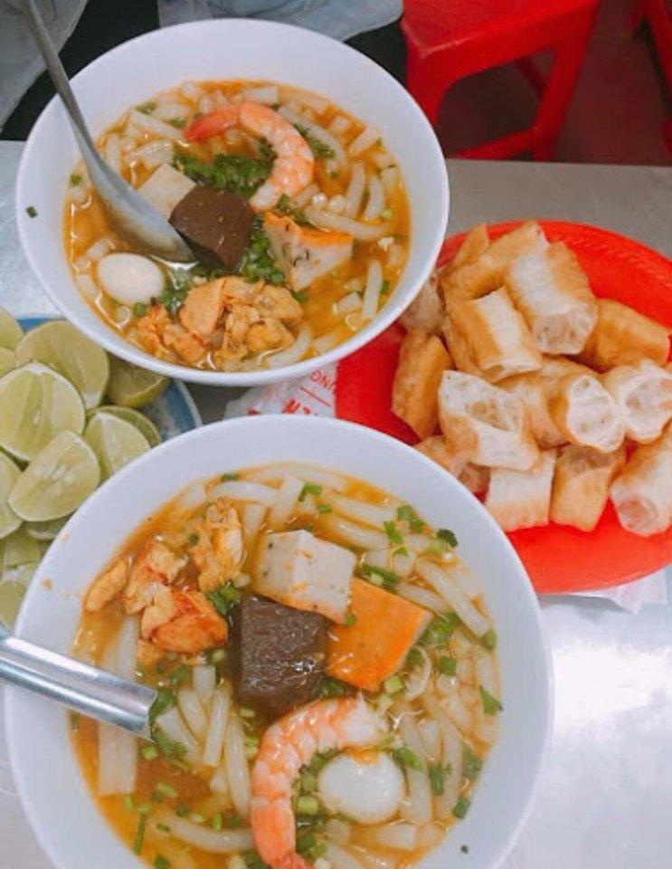 Bánh Canh Cua Gia Truyền Cô Dung