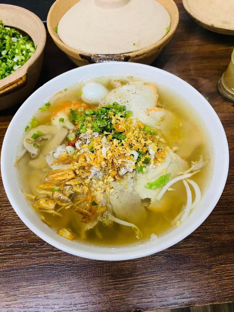 Bánh Canh Cua - Hủ Tiếu Nam Vang - Ông Mạnh