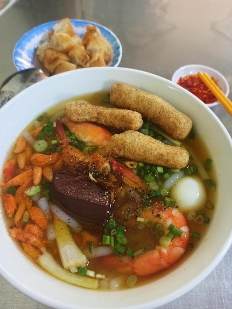 Bánh Canh Cua - Huỳnh Mẫn Đạt