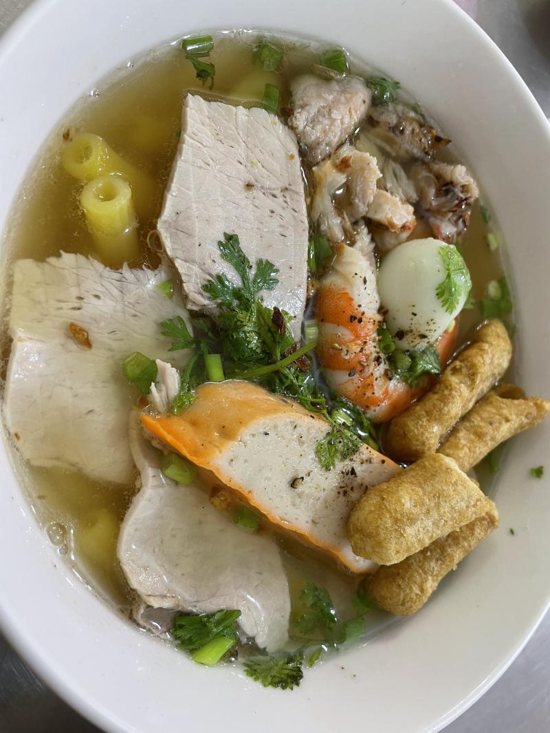 Bánh Canh Cua Ngọc Thạch