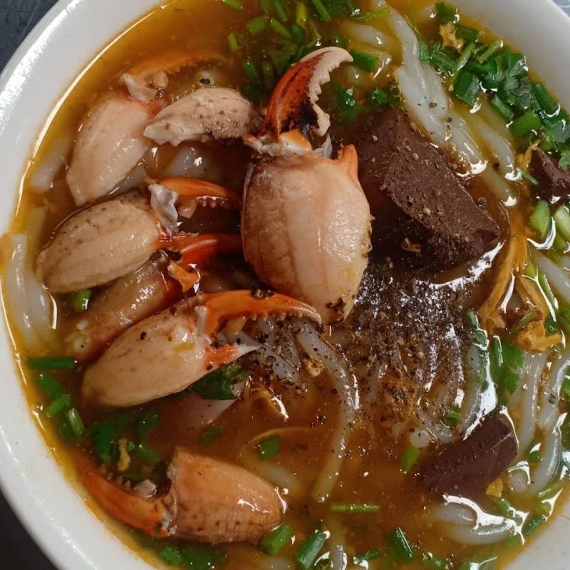 ﻿﻿Bánh canh cua nguyên Cà Mau