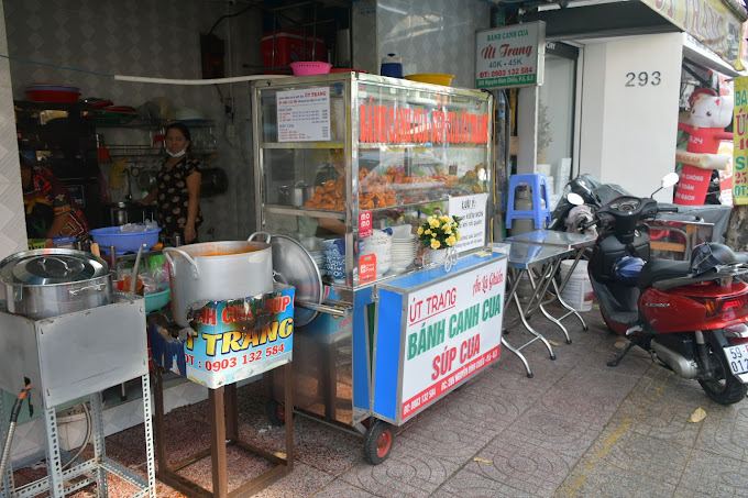 Bánh Canh Cua - Súp Cua Út Trang