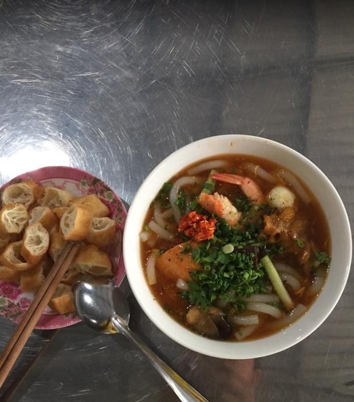 Bánh Canh Cua Tú