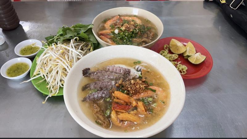 Bánh Canh Ghẹ Bà Ba