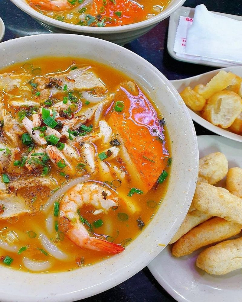 Bánh Canh Ghẹ Cầu Bông