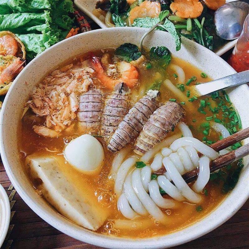 địa chỉ bán Bánh canh ghẹ nổi tiếng nhất Hà Nội