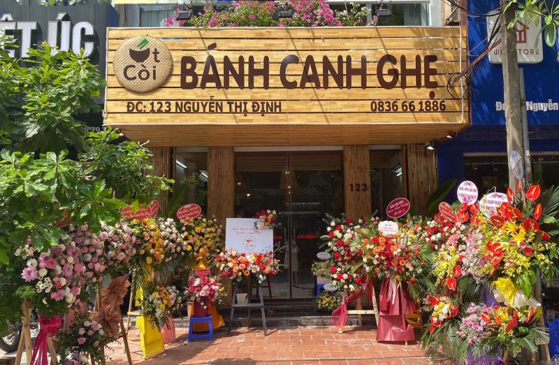 Bánh Canh Ghẹ Út Còi