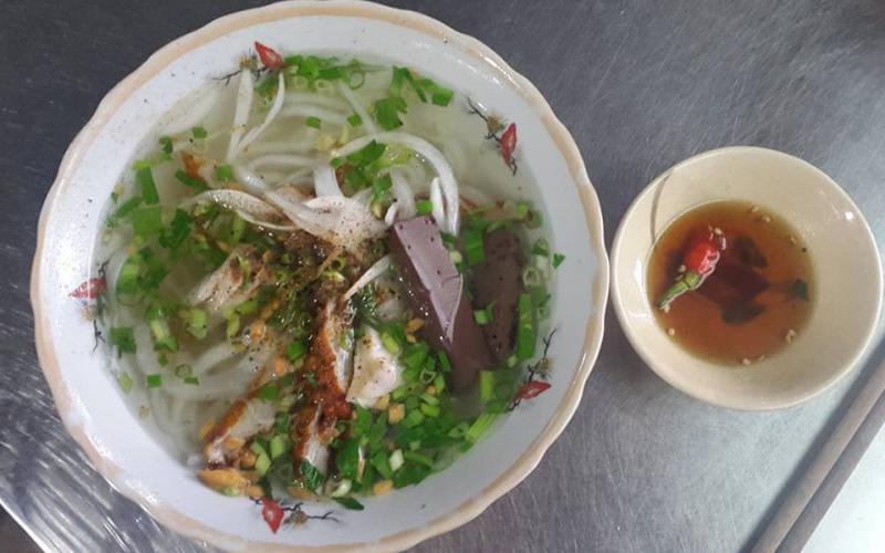 Bánh Canh Phụng - Bánh canh Bột Lộc Chả Cá Thu