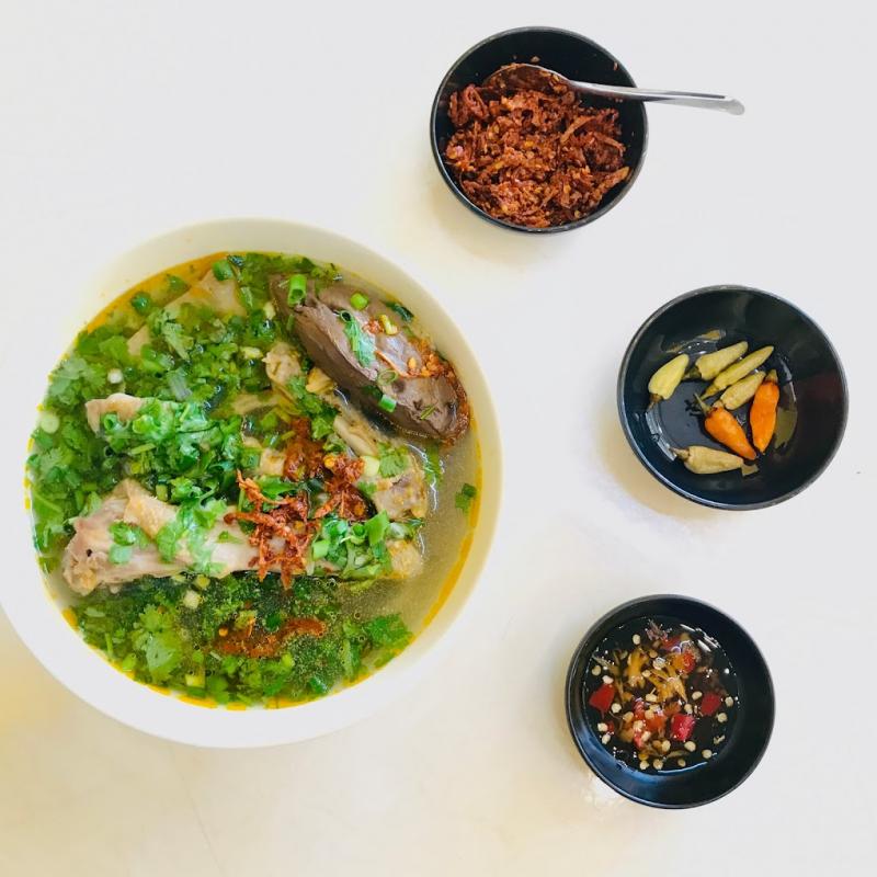 Bánh canh thịt vịt - Ngọc Tường Quán