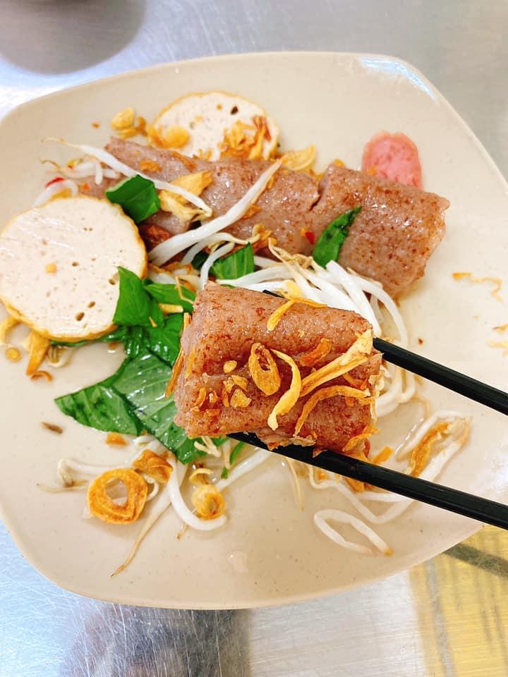 Bánh Cuốn & Bánh Ướt Dĩnh Râu