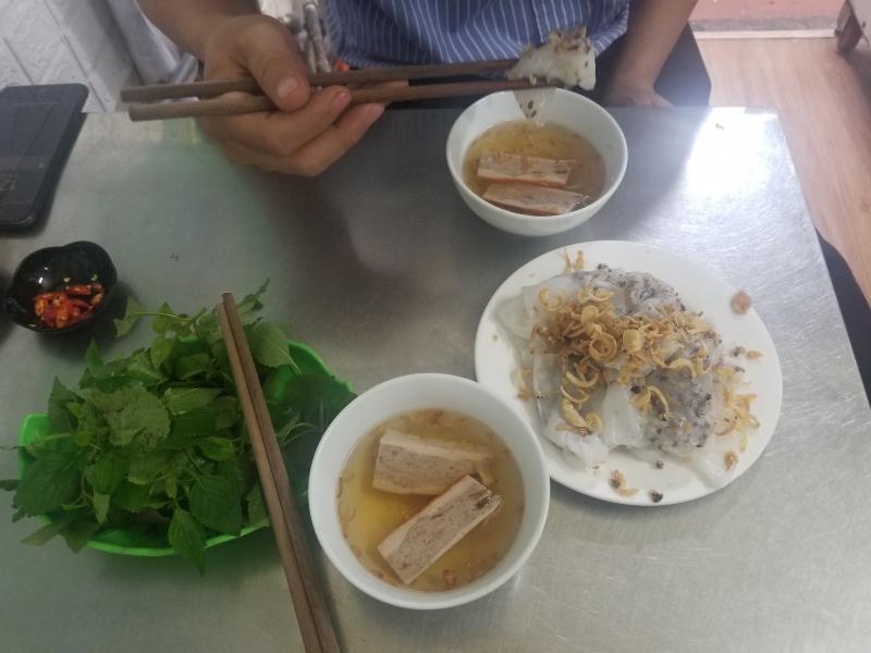 Bánh cuốn Bà Cụ