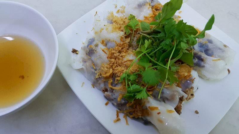 Bánh Cuốn Nóng & Chè