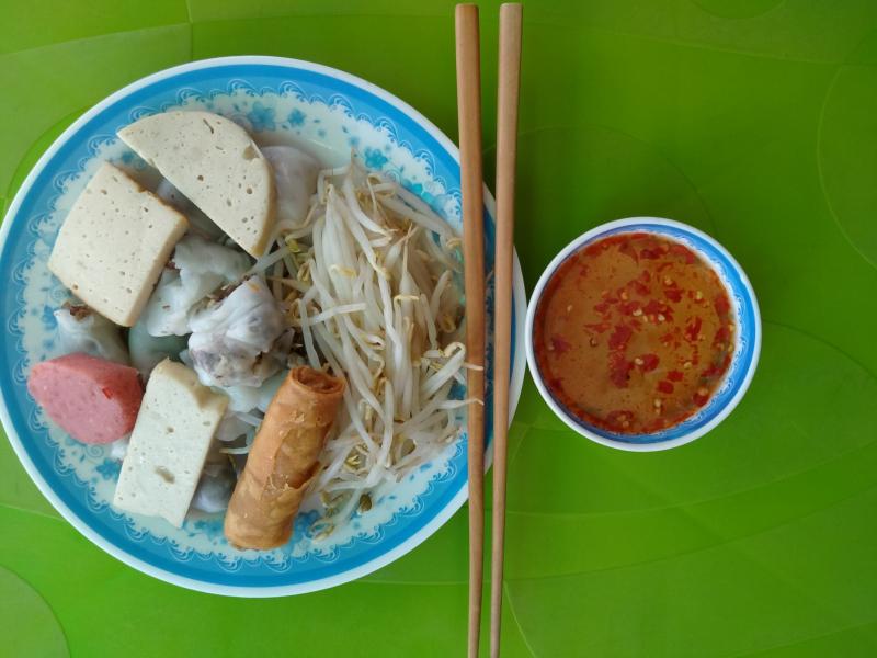 Bánh Cuốn Nóng Chị Hai