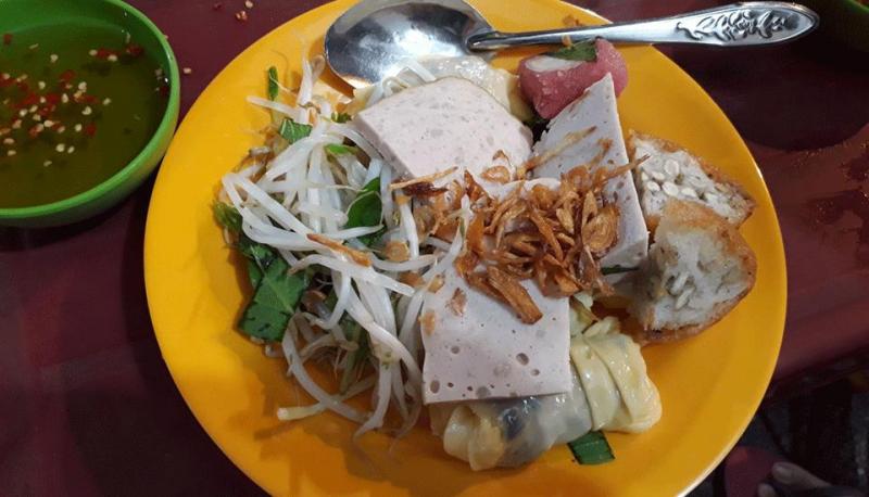 Bánh Cuốn Nóng Thanh Huyền