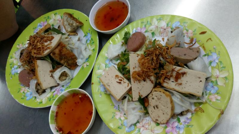 Bánh cuốn Ý Thiên