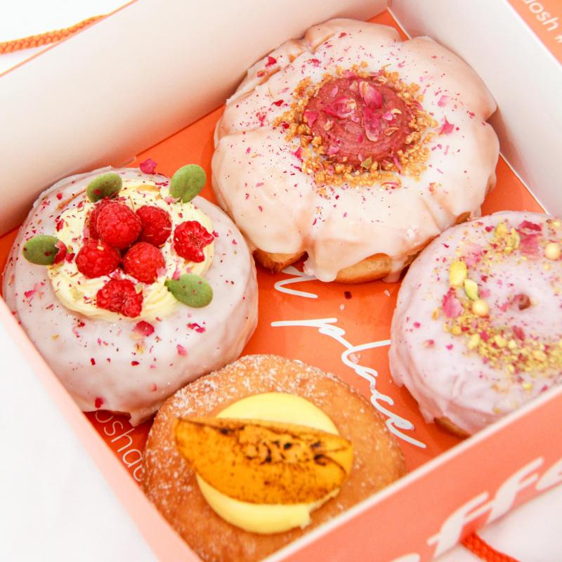 Bánh Doughnuts