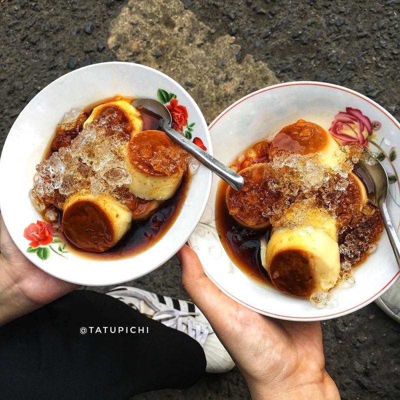 Bánh Flan Mận Nguyễn