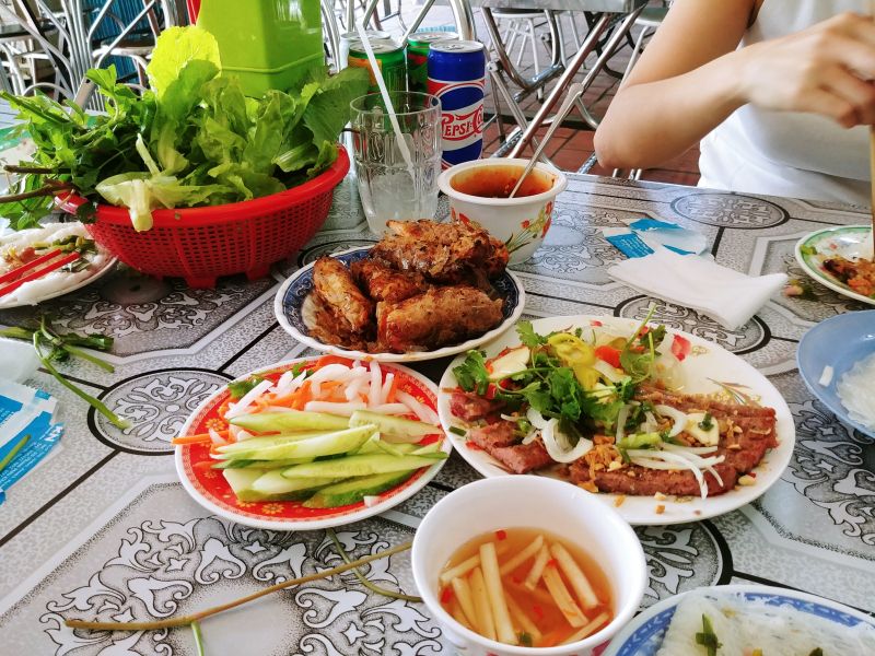 Bánh Hỏi Hiếu