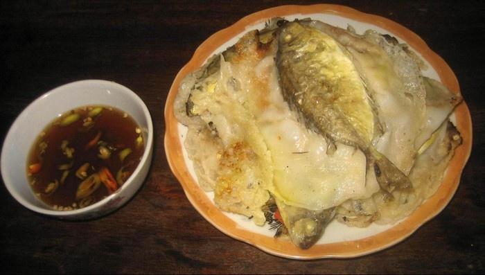 Bánh khoái cá Kình O Lành nằm ở Làng Chuồng là một địa điểm đặc biệt của Huế