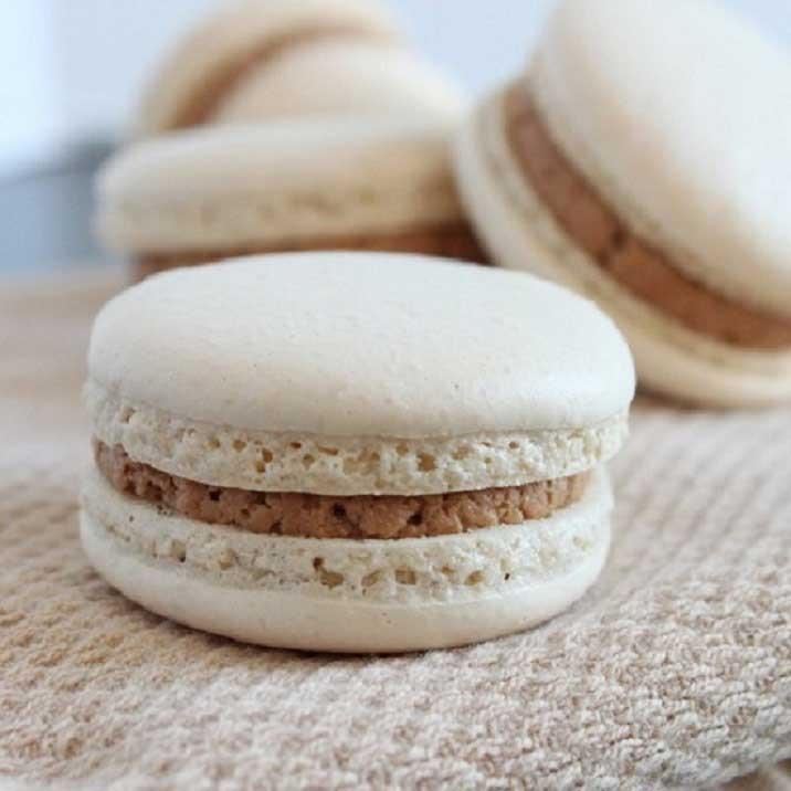 Bánh macaron cà phê bằng bột mì