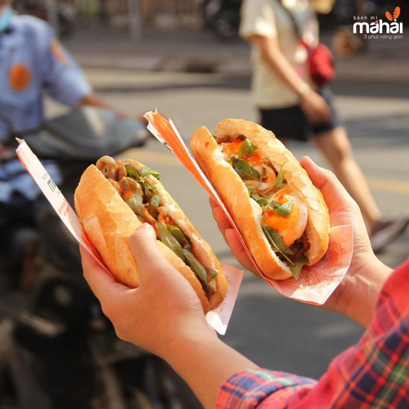 Bánh Mì Chả Cá - Bánh Mì Má Hải