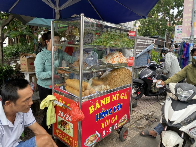 Bánh Mì Gà