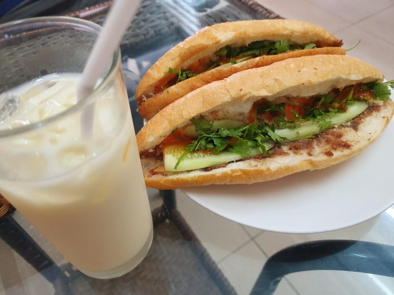 Bánh Mì Hải Phòng