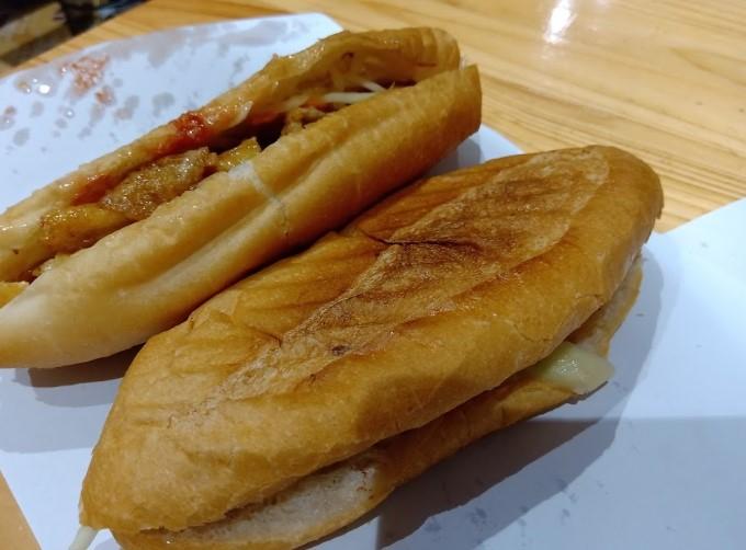 Bánh Mì Hẻm