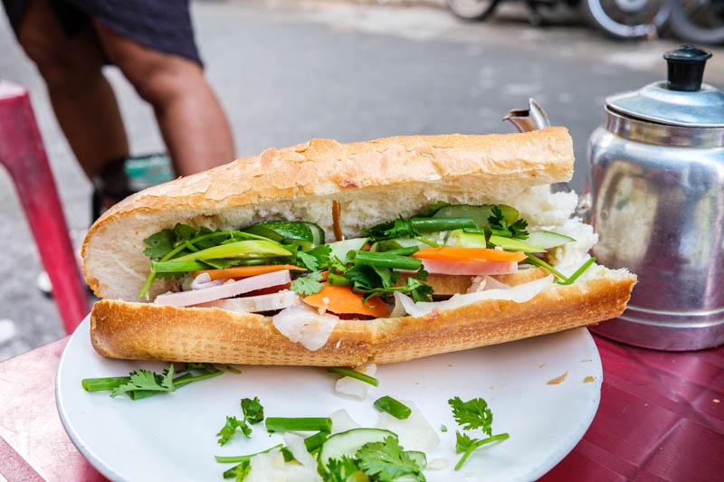 Bánh mì Hòa Mã 53 Cao Thắng Quận 3